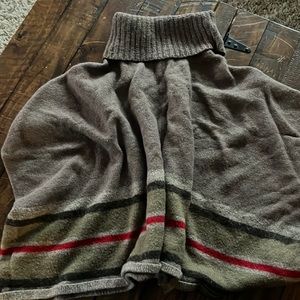Turtle neck poncho